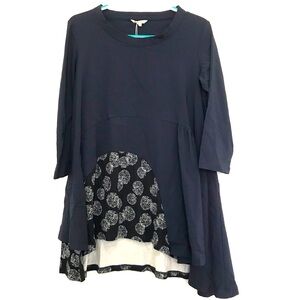 NWT Redwood Court Navy Tunic Size S